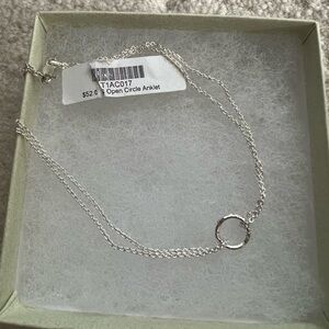 sterling silver anklet with circle pendant never worn nwt and box